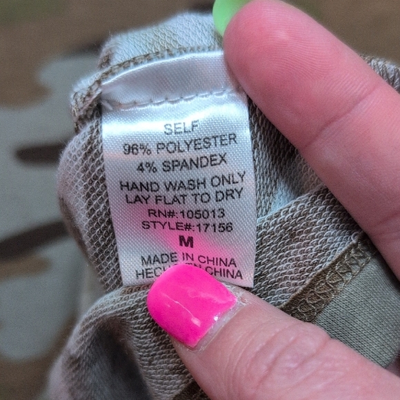 Savanna Jane Green and Brown Camouflage Tank Top Relaxed Fit - Picture 8 of 8